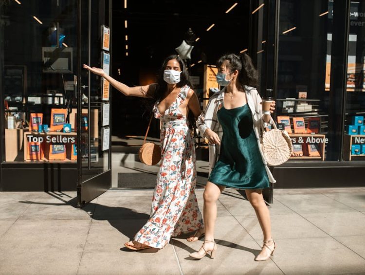 The Savvy Shopper’s Dress Dilemma: Finding Quality High Street Styles